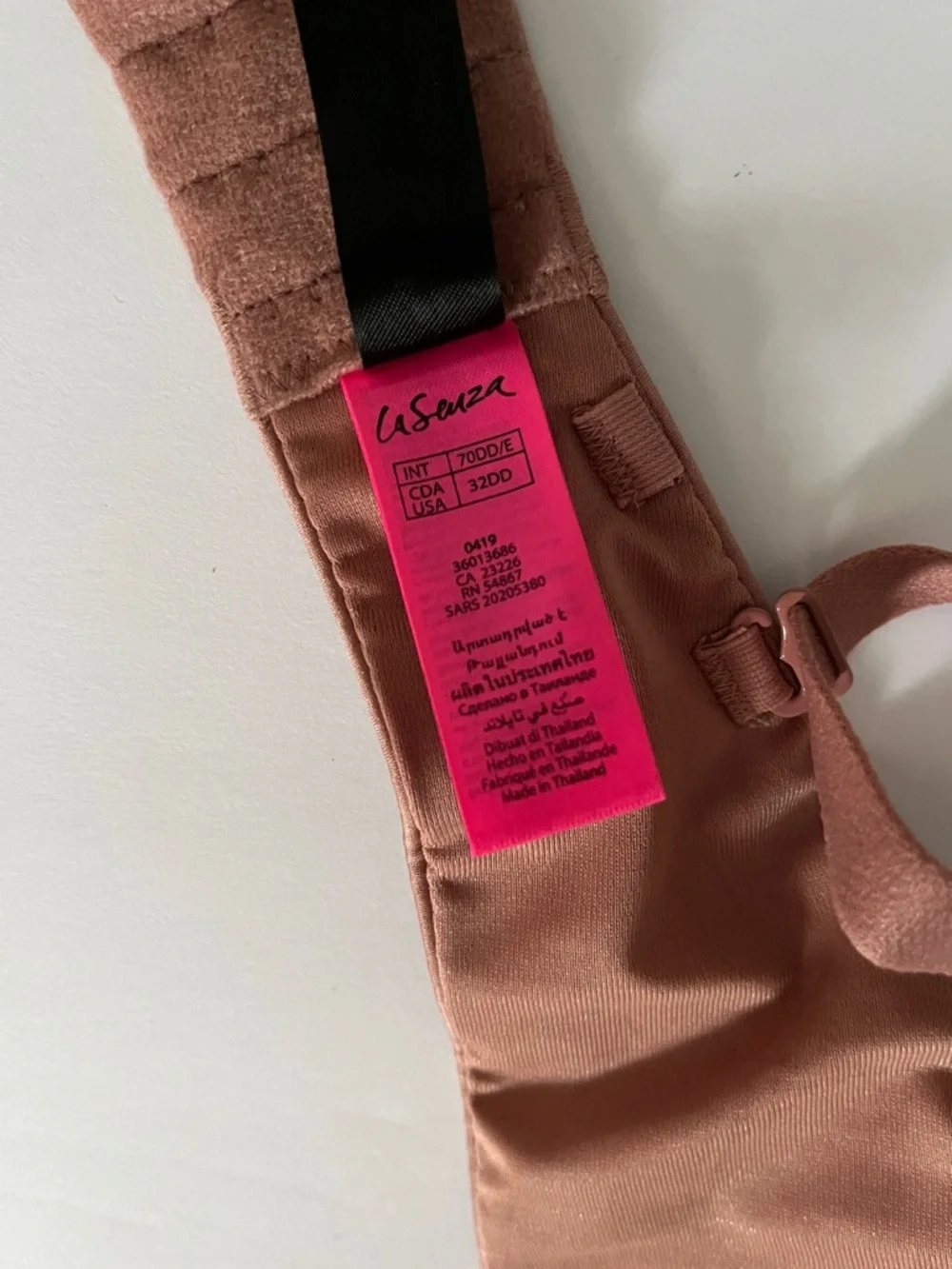 La SENZA Strapless Push-Up Rose Gold/Beyond Sexy Strappy Push-Up Plunge Bra 32DD - Picture 9 of 16